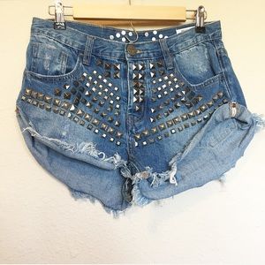 One Teaspoon Limited Ed Bandits Studded Cutoffs